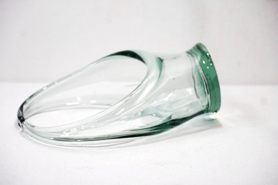 Image 1 of Vaso a cestello in vetro soffiato a mano vintage: elegante decorazione di metà secolo