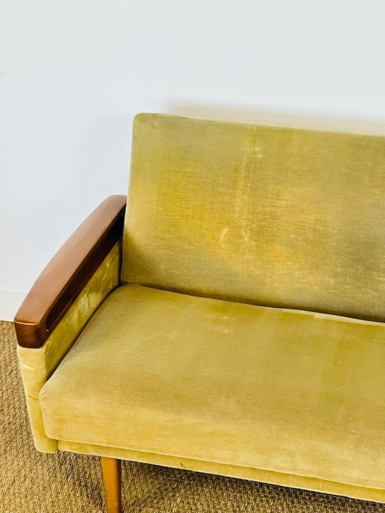 Image 1 of Canapé convertible et fauteuil vintage scandinave en teck et velours, 1960, Set de 2