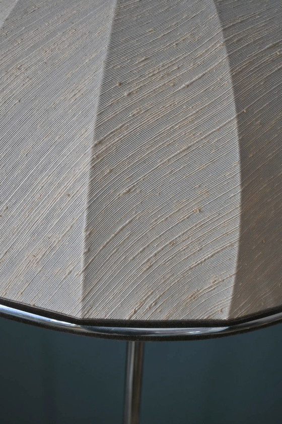 Image 1 of Lampada da terra anni '70 con base cromata e paralume a ombrello