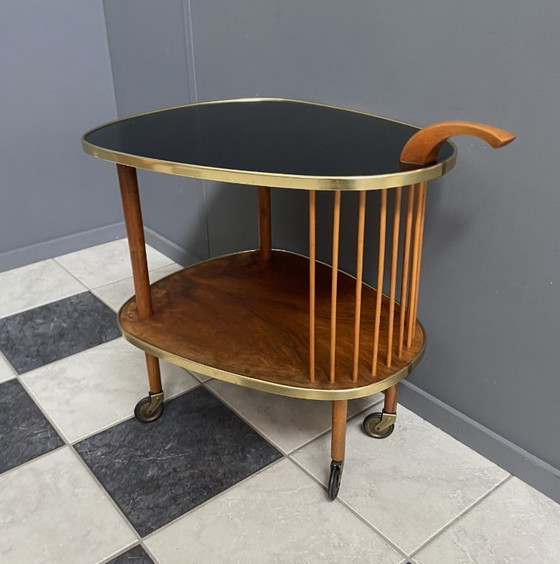 Image 1 of Carrello di servizio a forma di uovo, anni '60