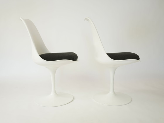 Image 1 of Set van 2 eetkamerstoelen van Eero Saarinen voor Knoll International 1970 vintage