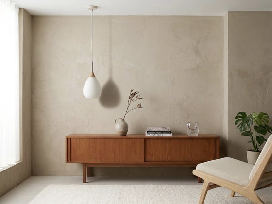 Image 1 of Vintage ‘teardrop’ hanglamp van opalineglas en hout 