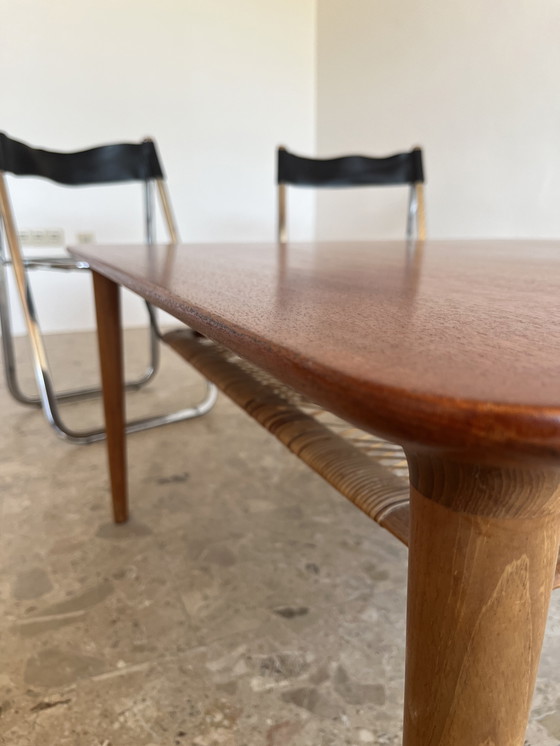 Image 1 of 1x Originele "Gustav Bahus jaren 60" salontafel van teakhout met papieren koordplank, Noorwegen!!