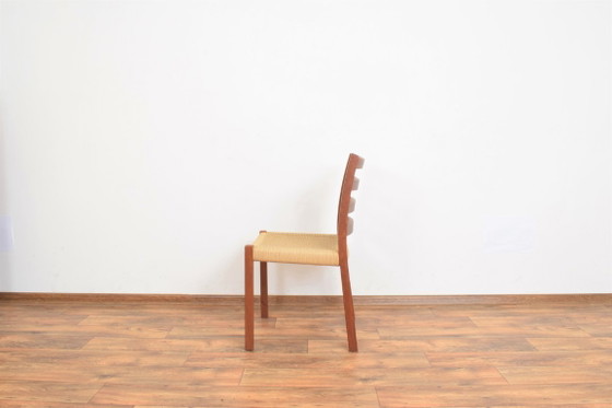 Image 1 of Silla de comedor danesa de teca de mediados de siglo, diseñada por Niels O. Møller para J.L. Møllers en la década de 1960.