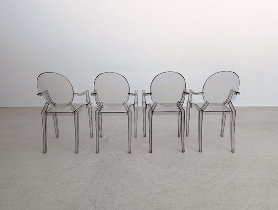 Image 1 of Set van 4 stapelbare stoelen van Kartell Design, model Philippe Starck Ghost.