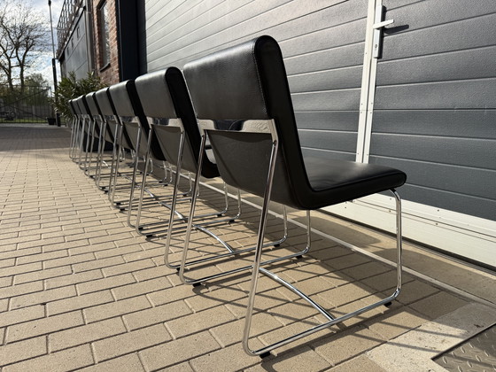Image 1 of 8x Leolux dining chairs Black leather in MINT CONDITION!!