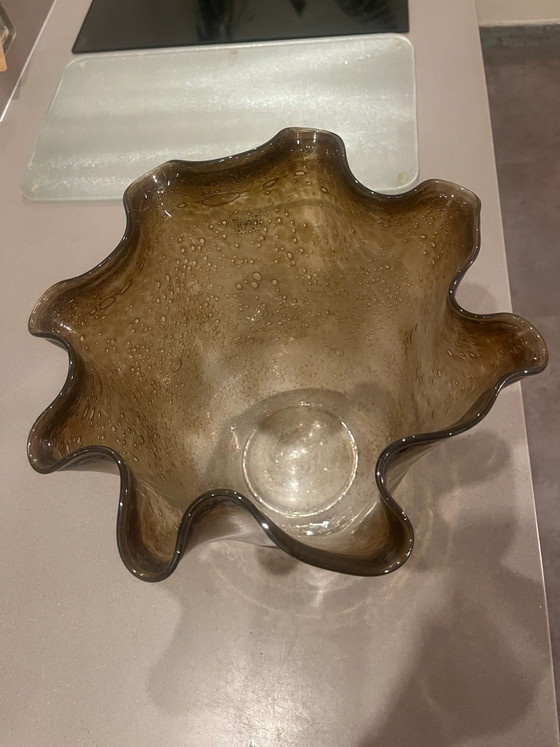 Shishi Vase of corrugated glass, transparent brown, 30-25 cm (photo 3 of 5)