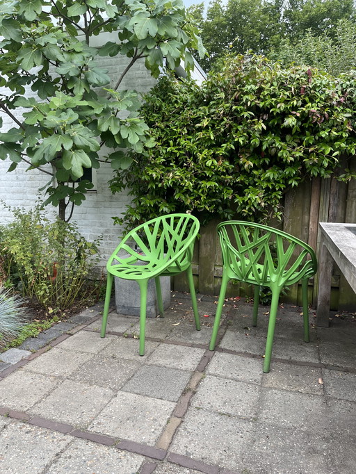 2x Vitra Vegetal stoel door Bouroullec