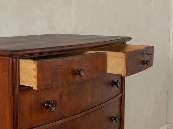Image 1 of Cómoda de los años 20