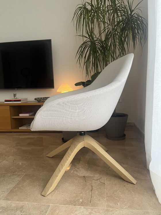 Image 1 of Next Lounge Andreu World fauteuil · Piergiorgio Cazzaniga · design