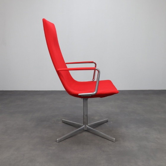 Image 1 of Set of 2 “Catifa 70” Swivel Lounge Chairs by Arper, Italy