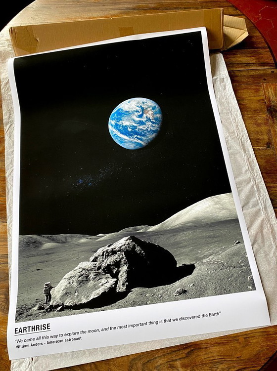 Image 1 of We come here to explore the Moon and finally discover the Earth - Poster 70x100 cm
