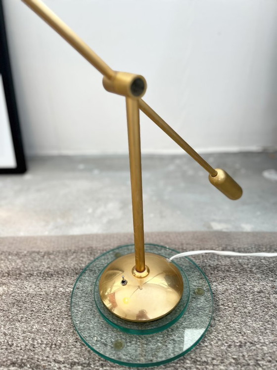 Lampe de bureau/lampe de table vintage Herda en verre et laiton – Glass (photo 3 of 5)