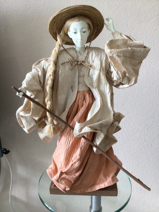 Image 1 of Bambola giapponese di carta fatta a mano di 75 anni