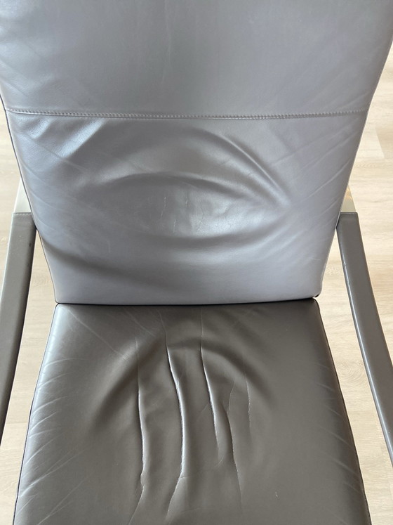 Bequemer Rolf Benz 568 Sessel zu verkaufen – Leder, Rostfreier Stahl (photo 4 of 5)