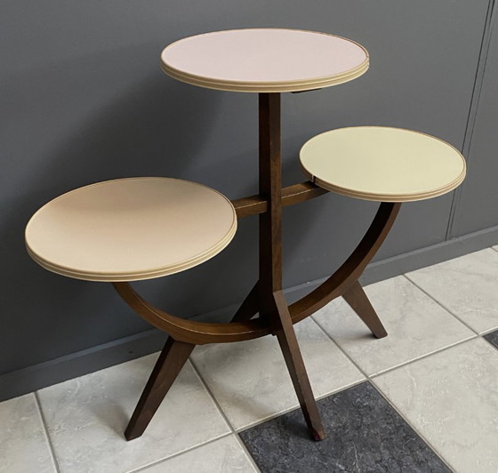 Image 1 of tavolo da fiori in colori pastello anni '60