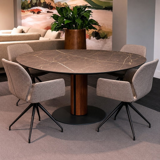 Bree's New World – Steely Dining Table – size XL 168cm