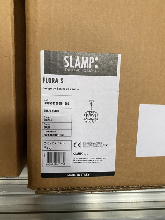 Image 1 of Petit pendentif flore Slamp or