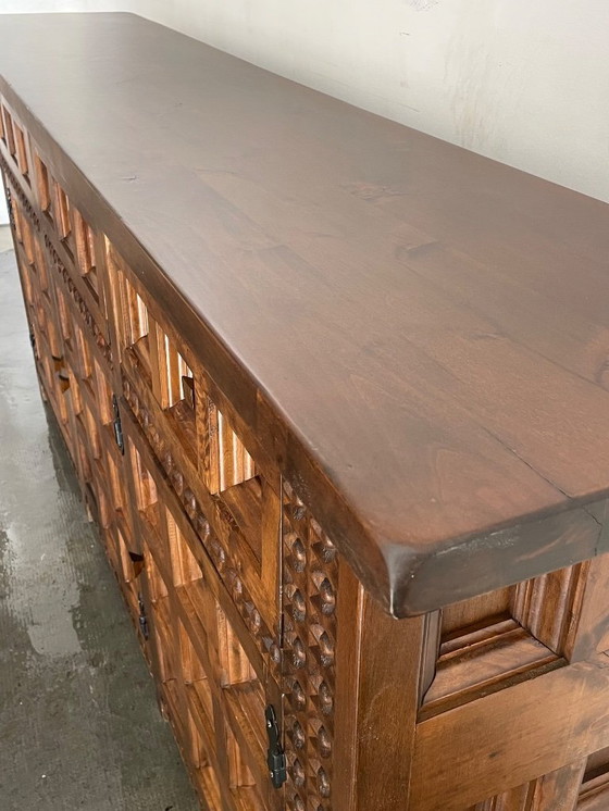 Image 1 of Credenza spagnola d'epoca