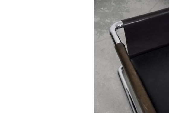 Image 1 of Vintage Brutalistische Buisvormige Metalen en Lederen Bauhaus Minimalistische Sofa 1950