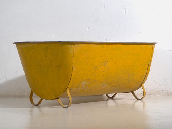 Rustic galvanized-metal container for garden or storage – Central Europe, circa 1910 – Plant pot (photo 14 of 39)
