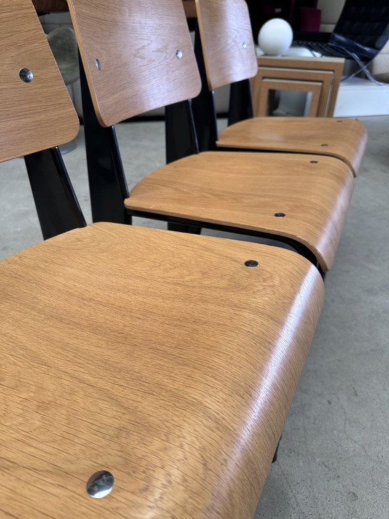 Set di 6 sedie Vitra Standard, Jean Prouvé (prezzo del set) – Sedie da pranzo, Wood, Metal (photo 4 of 8)