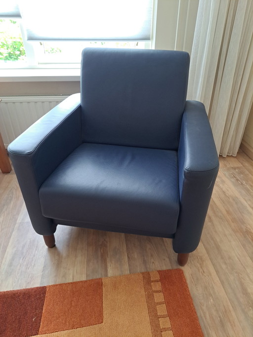 Blauw leren fauteuil