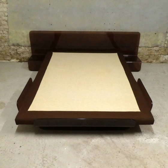 Plexiglass bed by Bernard Govin for Dunlopillo, 1970 – Mattresses and bed bases, Design (photo 4 of 9)