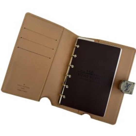 Image 1 of agenda Louis Vuitton