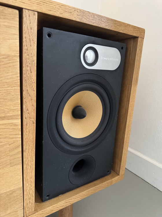 Image 1 of Mobile hi-fi in rovere massello con Marantz PM80 e B&W 685