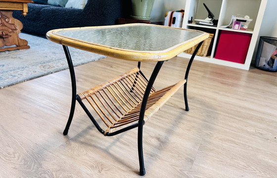 Image 1 of Tafeltje vintage en rotin