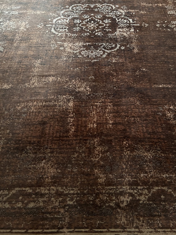 Tappeto di design Louis De Poortere Fading World Tappeto a medaglione – Ebano – 280 × 360 cm (photo 14 of 15)