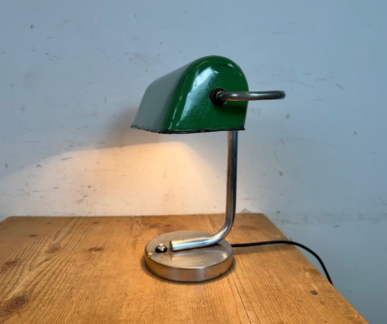 Image 1 of Vintage groene emaille bankierslamp, jaren 1950
