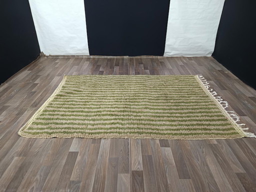 Tapis marocain artisanal en laine 250cmx150cm