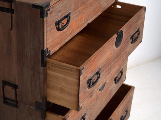Antique Japanese Tansu Chest of Drawers - Meiji / Taishō Period (c. ) #24 – Iron (photo 24 of 40)