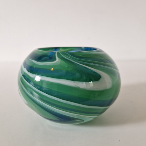 Image 1 of Jarrón de cristal con forma de bola de Mdina, años 60 y 70, con forma de espiral