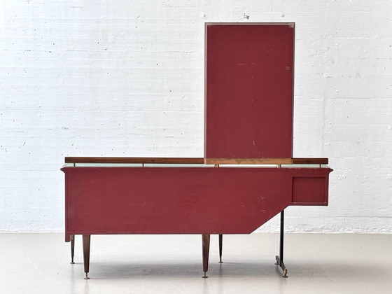 Image 1 of Eccezionale credenza italiana di metà secolo con specchio, anni '60