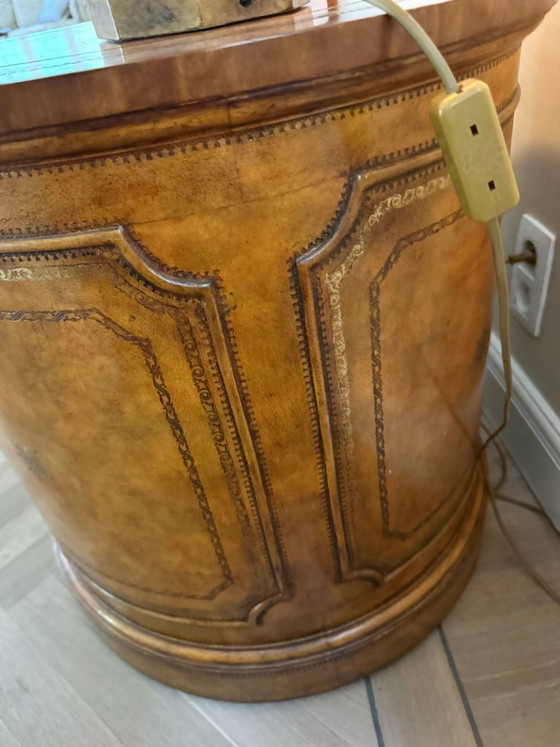 Sandhurst Drum Table – Exclusive English Side Table | Mahogany & Leather – Wood (photo 6 of 7)