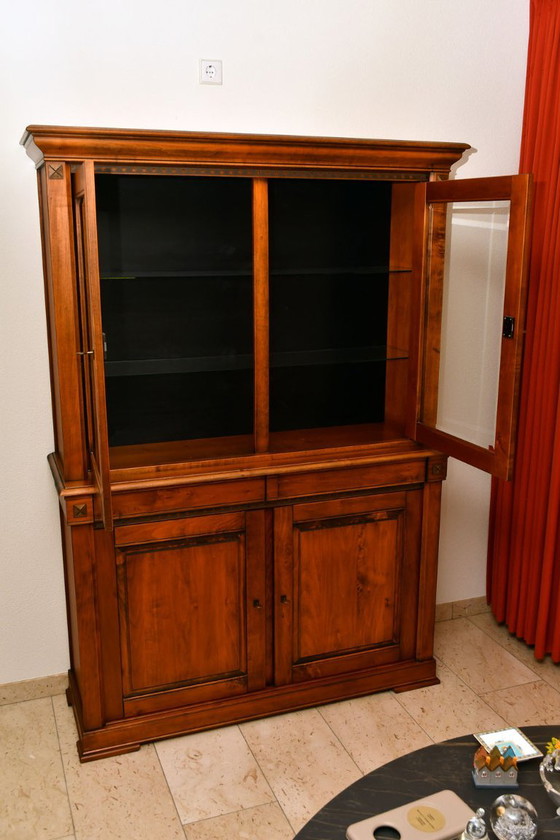 Buffet vaisselier en bois de cerisier massif 138 x 199 x 45 cm – Glass, Metal (photo 3 of 8)