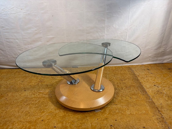 Image 1 of Table basse pivotante Vintage Tokyo Twist – Plateau en verre extensible – Design moderne du milieu du siècle. Affirmez votre sty