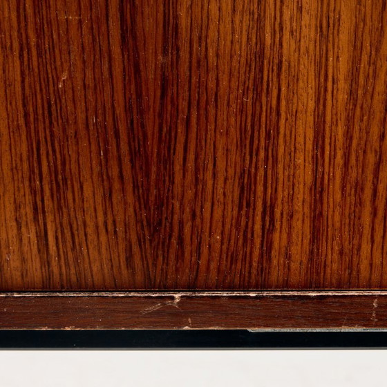 Image 1 of Buffet MK11326 en palissandre, conçu par Trevor Chinn et Ray Leigh pour Gordon Russell.