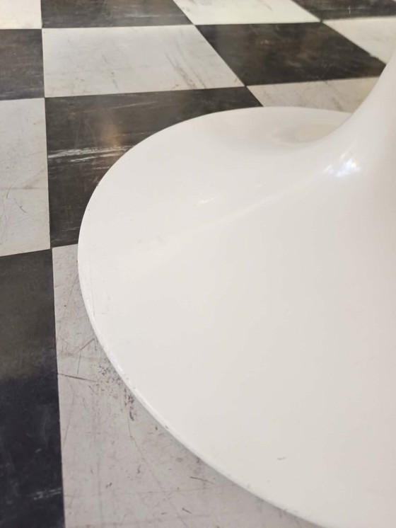 Image 1 of Knoll Saarinen tulip table 1960 white marble 