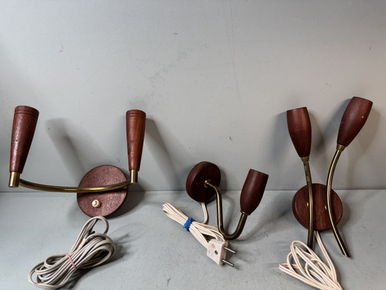 Set of 3 Vintage Mid Century Danish Design Wooden Wall lights – Brass (photo 9 of 11)