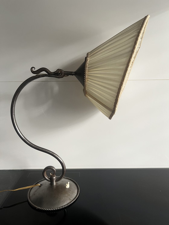 Lampada da tavolo in ferro battuto Dutch Arts & Crafts Amsterdam School anni '20 – Lampade da tavolo (photo 3 of 12)