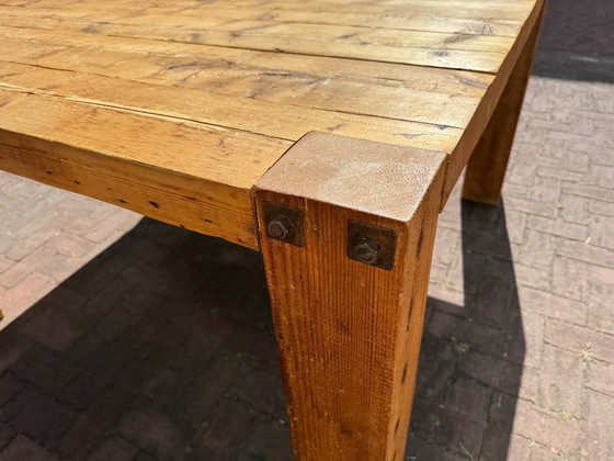 Image 1 of Robuuste Eettafel Van Historische Gebinten 140 X 140 Cm