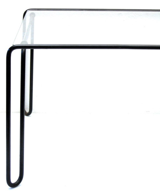 Tables d'appoint en métal et verre au design vintage en épingle à cheveux des années 50