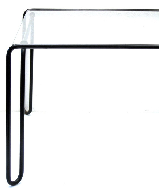 Image 1 of Tavolini laterali in metallo e vetro dal design vintage anni Cinquanta con forcina