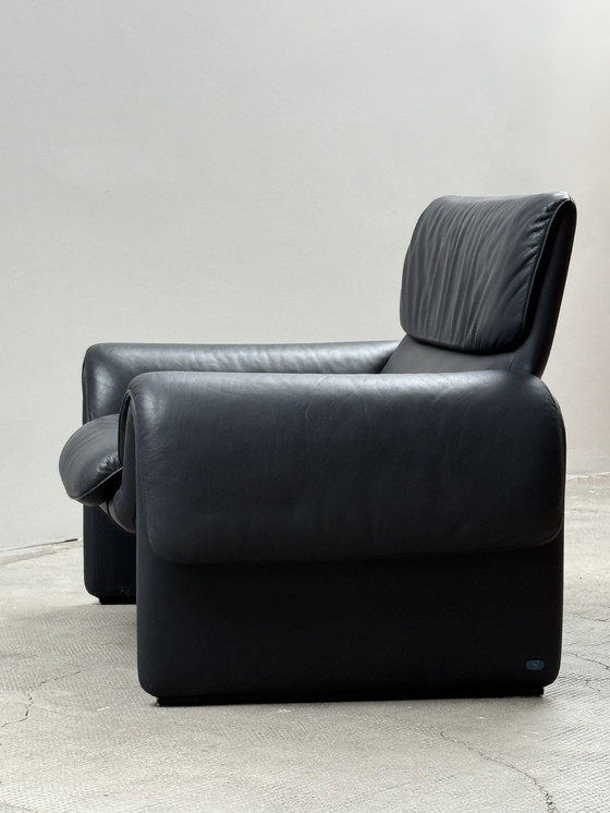 Image 1 of POLTRONA IN PELLE DE SEDE DS 2011 BLU SCURO