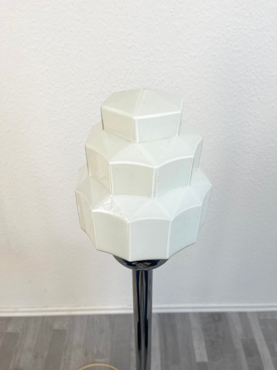 Image 1 of Vintage vloerlamp in art-decostijl, jaren 70, chroom en glas.