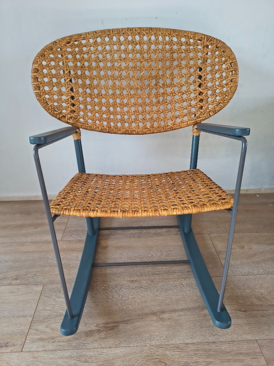 Design Rocking Chair - Rattan & Petrol Blue – Metal (photo 4 of 8)